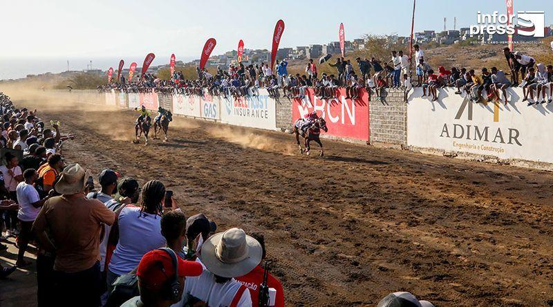 Festas de São Filipe: Final da corrida de cavalos marca ponto alto da programação de hoje