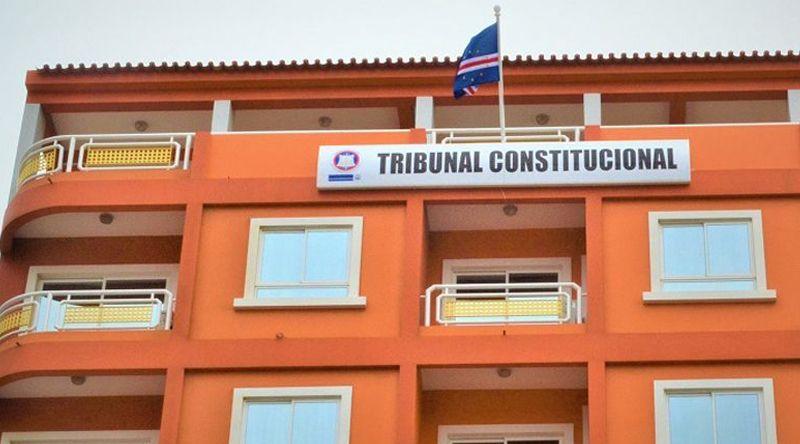 TC declara inconstitucionais normas do diploma que autoriza ingresso excecional na Administração Pública