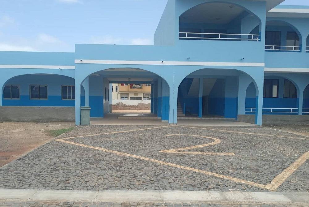 PAICV denuncia: Escola Secundária da Boa Vista “viola lei eleitoral”