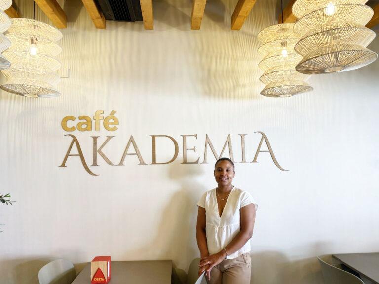 A melhor cachupa da Amadora é tão boa que até há quem a leve congelada para o Dubai