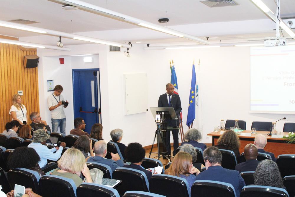 Francisco Carvalho aponta emprego e habitação como respostas à saída de cabo-verdianos do país