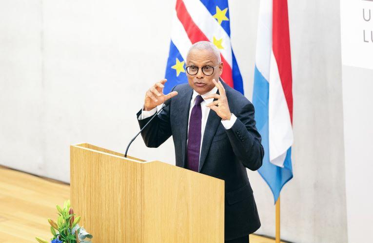 PR veta diploma de ingresso excecional na função pública após parecer do TC