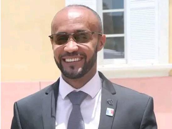 Cabo Verde na Crista da Onda: O Desafio do Bizgital e a Reengenharia do Estado