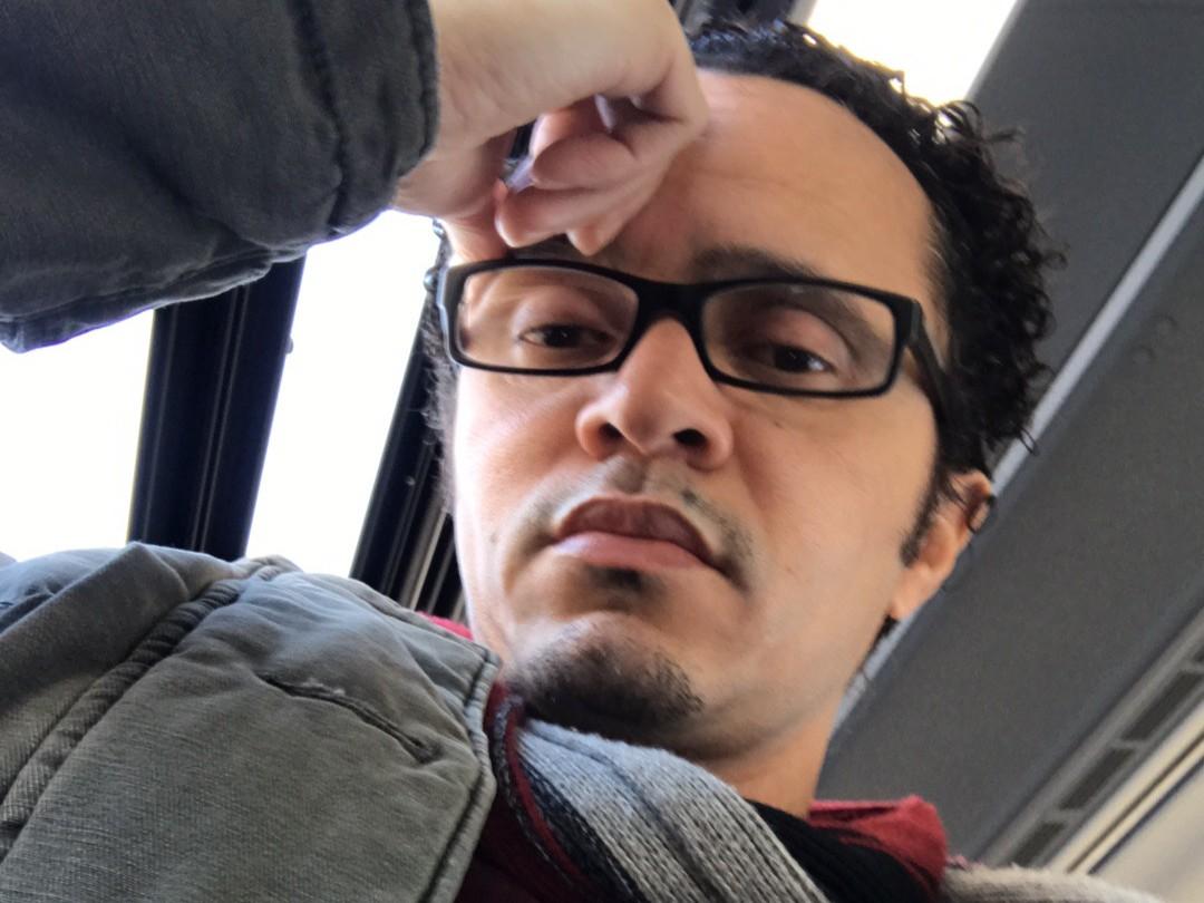 Abram os Portões das Ilhas ou Batam com a Porta