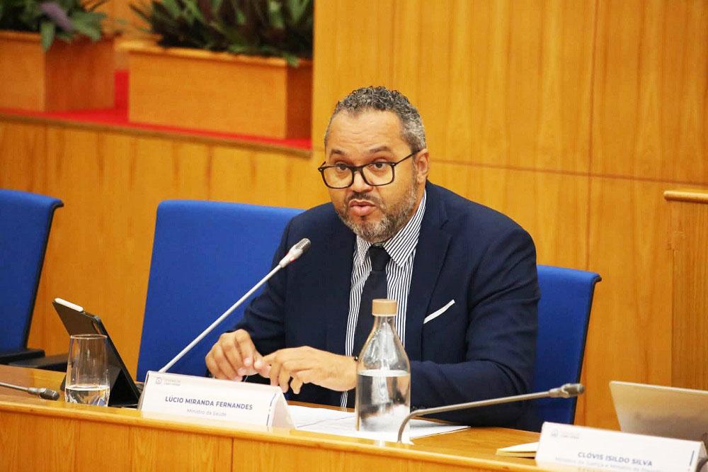 25 a 30 novos médicos especialistas vão reforçar Serviço Nacional de Saúde