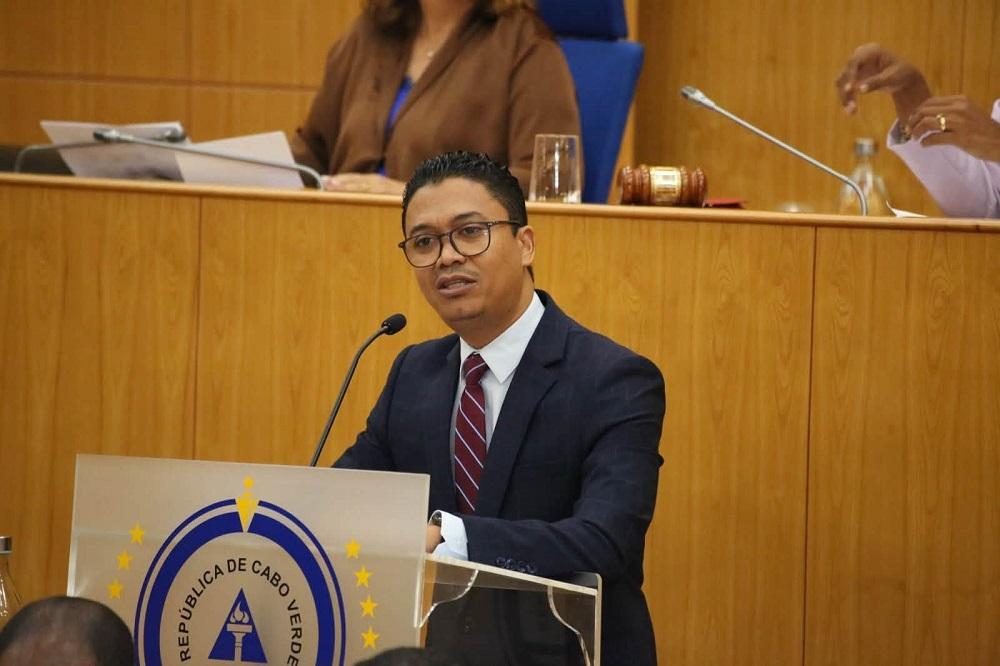 Subida dos combustíveis: MpD acusa Governo de inércia