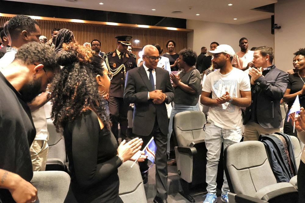 José Maria Neves começa Presidência na Diáspora com estudantes no Norte de Portugal