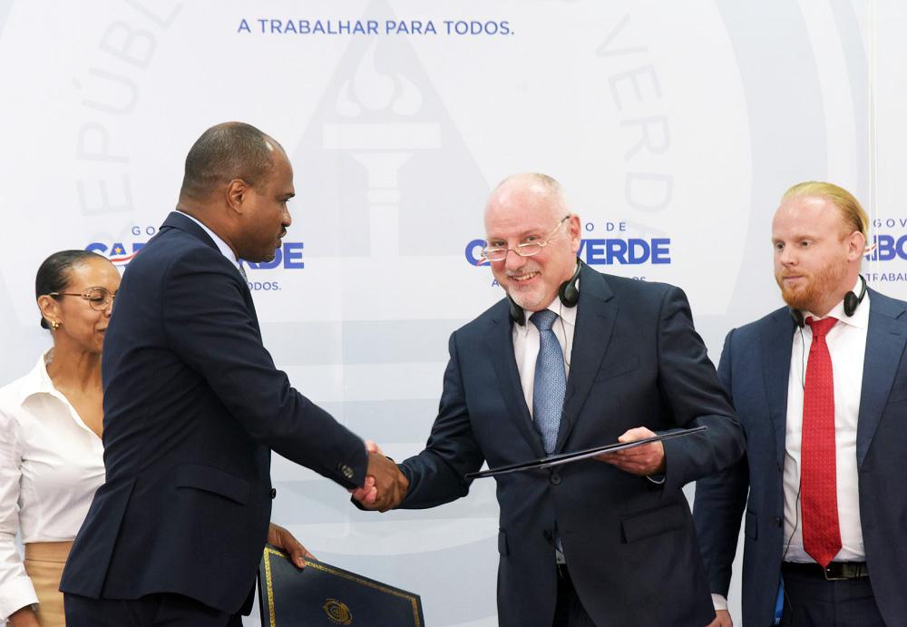 Cidadãos mobilizam-se para bloquear venda da CV Handling