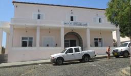 Professor indiciado de crimes sexuais obrigado a apresentação diária e interdição de leccionar na turma da vítima