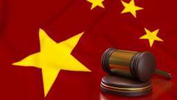 China condena dois ex-ministros da Defesa à morte com pena suspensa
