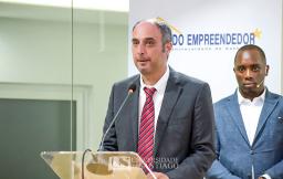 ​Professor Luís Rodrigues distinguido com Prémio Brazão Mazula