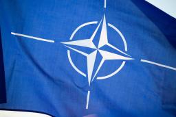 NATO pede mais empenho financeiro e unidade na Aliança Atlântica