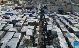 Forças israelitas matam mãe e bebé em ataque a campo de refugiados