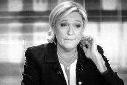 Marine Le Pen Condenada: Candidatura ao Eliseu em Suspenso