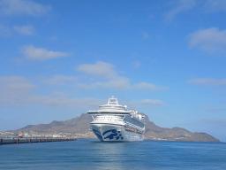 Porto de Cruzeiros do Mindelo recebeu mais de 51 mil passageiros no primeiro ano de operação