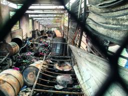 CMP entrega cerca de 6 mil contos a 47 rabidantes afetadas pelo incêndio no Mercado de Ponta Belém