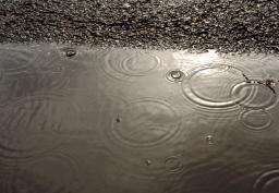 Céu nublado e chuviscos previstos para as zonas altas hoje