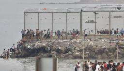 Mais de 40.000 pessoas entraram ilegalmente em Ceuta desde quinta-feira