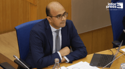 Mais de 500 viaturas entram no país todos os meses, diz Paulo Rocha
