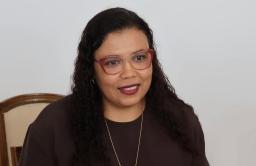 Janine Lélis desiste da corrida às presidenciais
