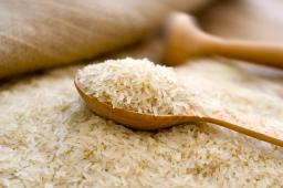 China doa mais 15 mil toneladas de arroz a Cuba
