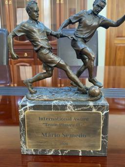 FCF recebe Prémio Internacional "Team Player 11+"