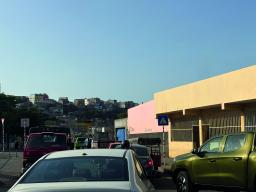Cidade da Praia presa no trânsito