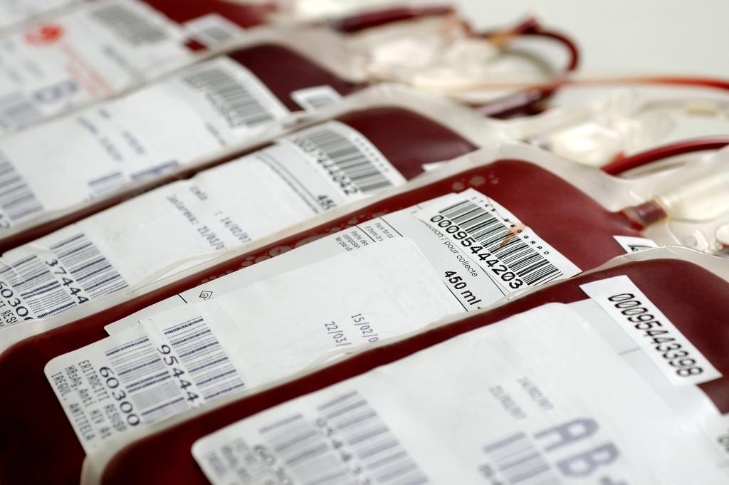 País/
HUAN apela à doação urgente de sangue dos grupos O+ e O−