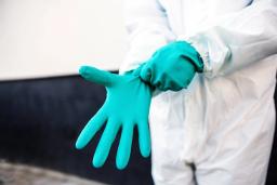 Ébola no Congo exige mais 5.000 profissionais de saúde, estima OMS