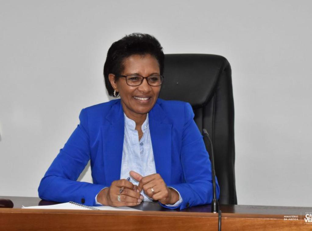 Política/
Joana Rosa leva agenda “Ouvir Cabo Verde” à diáspora em Portugal