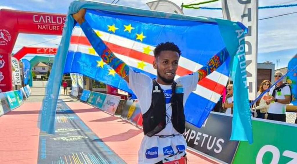 Desporto/
Emicela Team Cabo Verde leva oito atletas ao Grande Trail Serra D’Arga2026