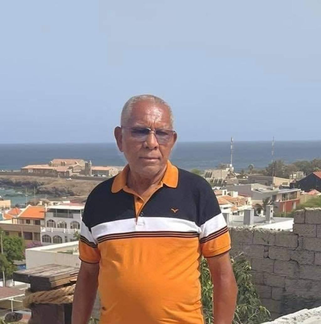 País/
Morreu Alcides Évora, combatente da Liberdade da Pátria conhecido por Batcha