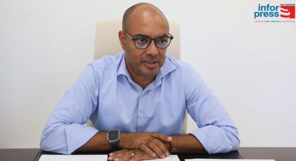 Política/
Presidente do MpD destaca experiência de Emanuel Barbosa e vê eleição a líder parlamentar como sinal de abertura à diáspora