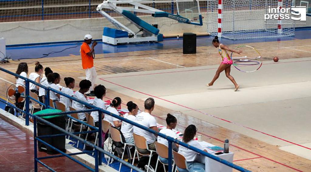 Desporto/
Começa hoje o 26.º Campeonato Nacional de Ginástica