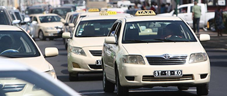 Taxistas da Praia querem subir corridas em 50 escudos