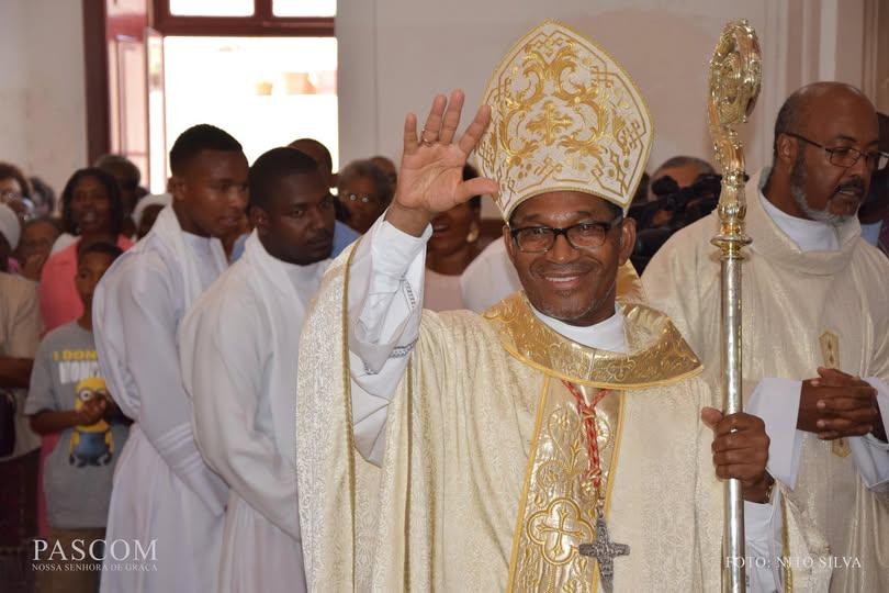 Cardeal D. Arlindo Furtado celebra Jubileu de Ouro Sacerdotal com missa de ação de graças