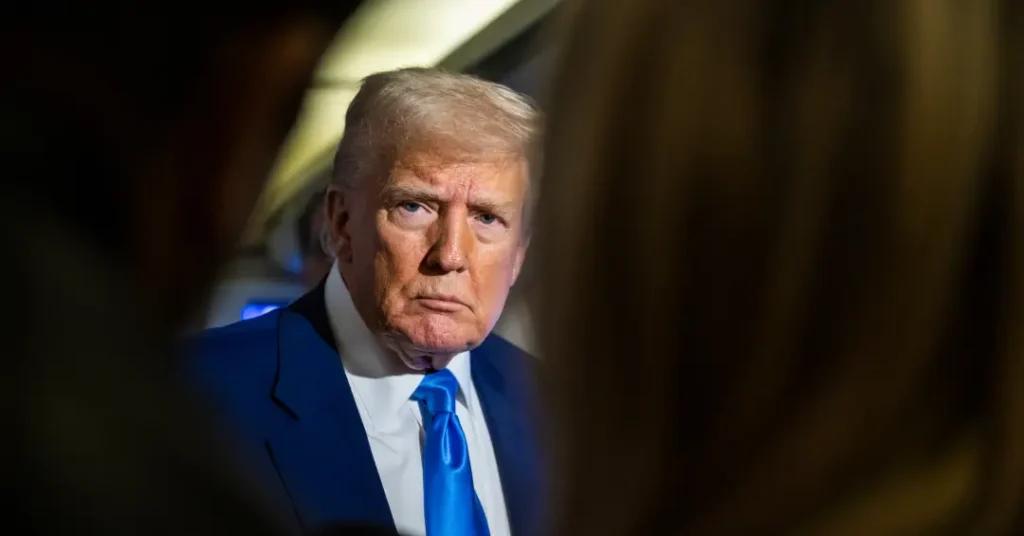 EUA ameaçam destruir ilha petrolífera iraniana se Ormuz não reabrir