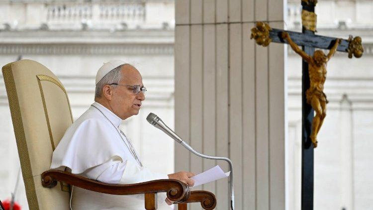 Papa Defende que Igreja Deve Focar na Salvação em Cristo