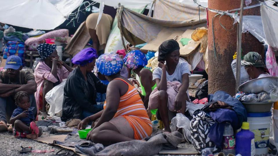 Pelo menos 1,5 milhões de pessoas deslocadas devido à violência no Haiti