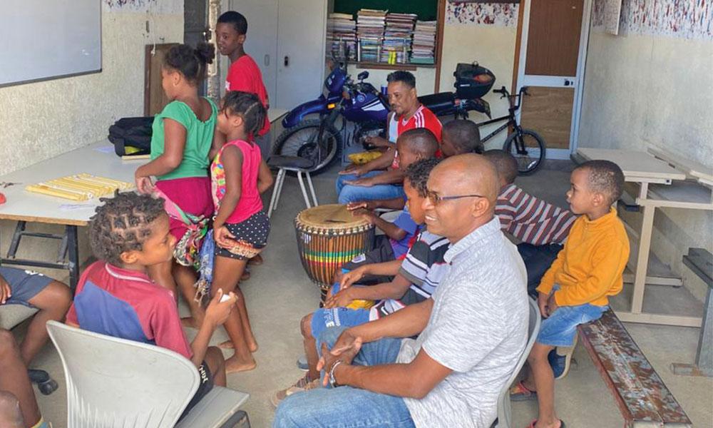 Praia: Associação Abraço reforça resposta social às crianças do Alto da Glória