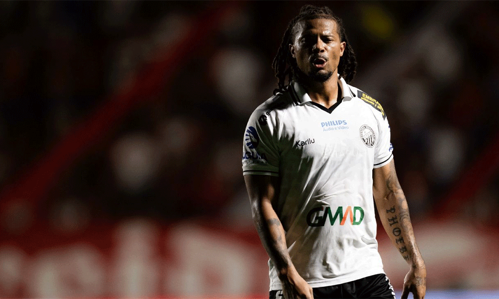 FCF condena insultos racistas contra o internacional Hildeberto Pereira