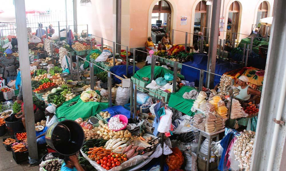 Poder de compra das famílias caiu 15% nos últimos cinco anos