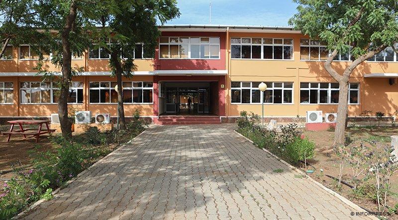 Jean Piaget promove formação em língua gestual para inclusão no atendimento público
