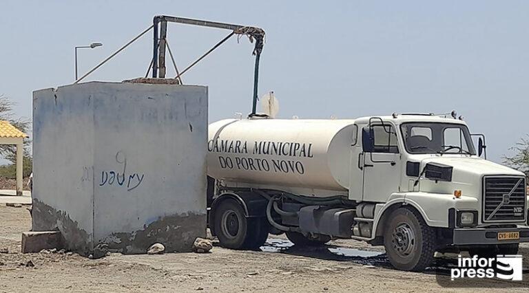 Avaria nos Camiões Condiciona Abastecimento de Água em Porto Novo
