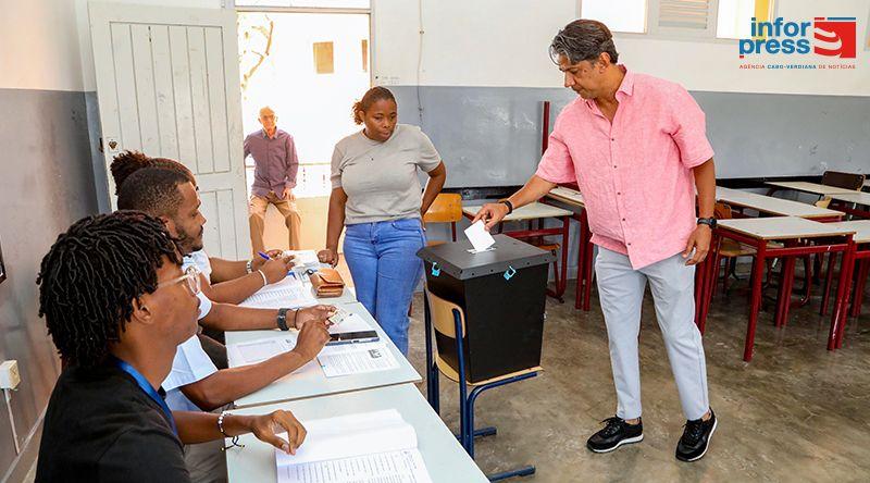 Legislativas 2026/Santiago Sul: Alberto Mello manifesta preocupação com abstenção e confiança no resultado