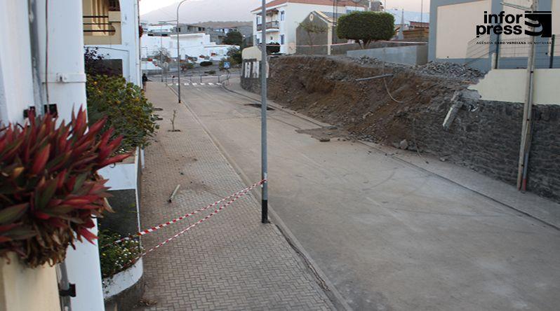São Filipe: Via mais movimentada da cidade continua interdita uma semana após acidente