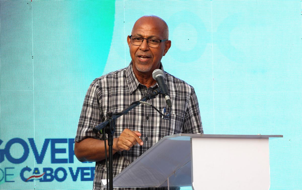 Eurico Monteiro defende menos facilitismo e maiores oportunidades para a juventude cabo-verdiana