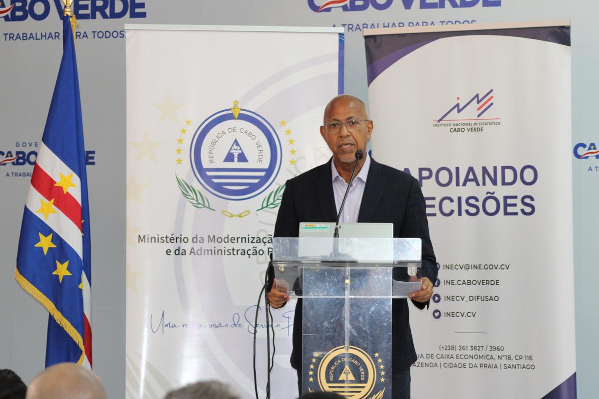 Ministro Eurico Monteiro preside sessão de apresentação e sensibilização do II Recenseamento Geral dos Recursos Humanos da Administração Pública
