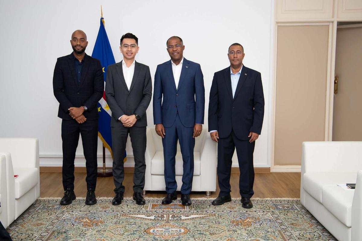 Francisco Carvalho recebe equipa da Huawei para reforçar cooperação na transformação digital de Cabo Verde