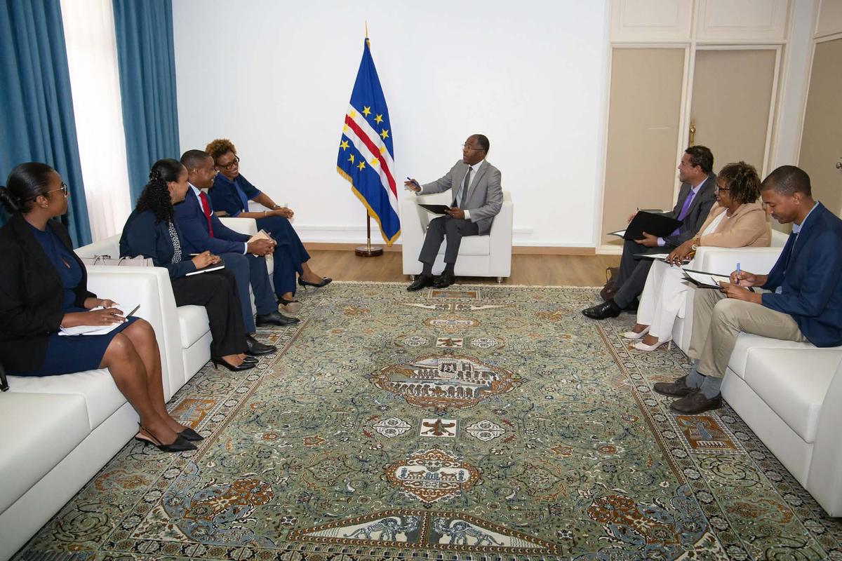 Primeiro-Ministro recebe delegação do Ecobank Cabo Verde para perspetivar futuras parcerias